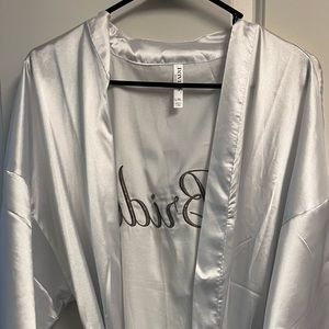 DAVID'S BRIDAL
embroidered satin bride robe